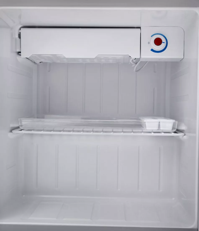 45L Mini Bar with Freezer Compartment PEN-PMF661 - Image 4