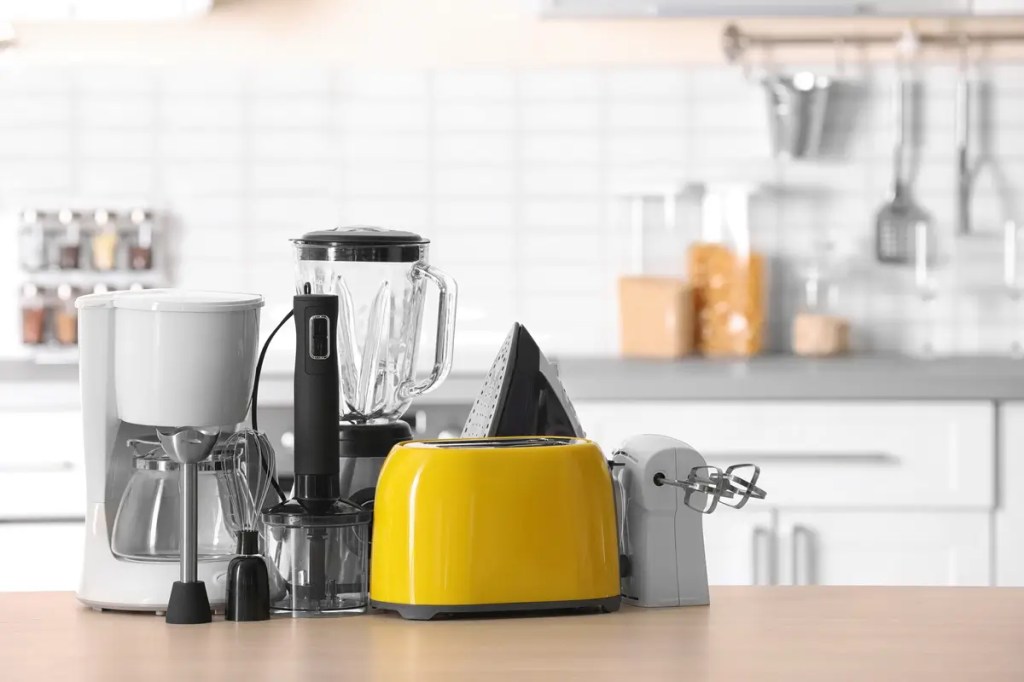 Russell Taylor kitchen appliances at Senheng Malaysia. A collection of modern appliances on a bright kitchen table.